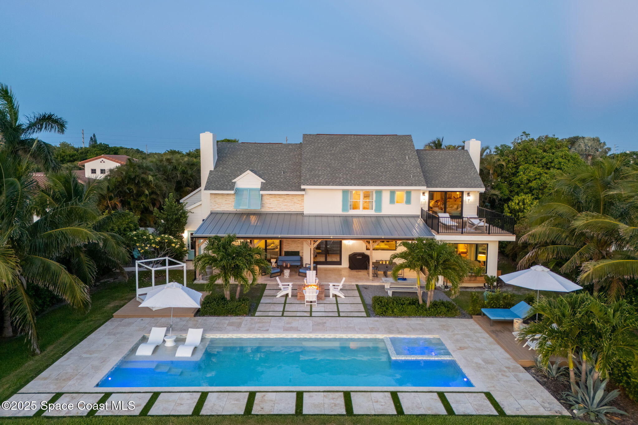 2600 N Riverside Drive