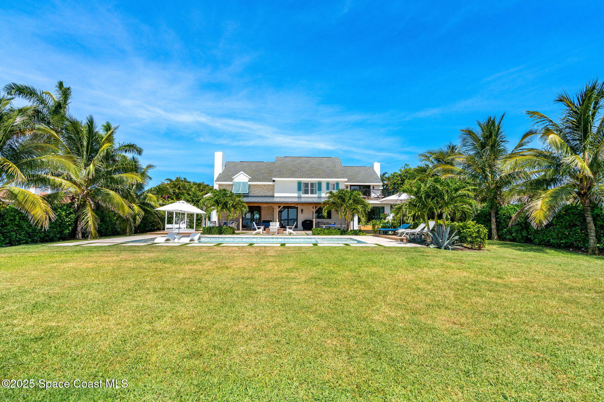 2600 N Riverside Drive