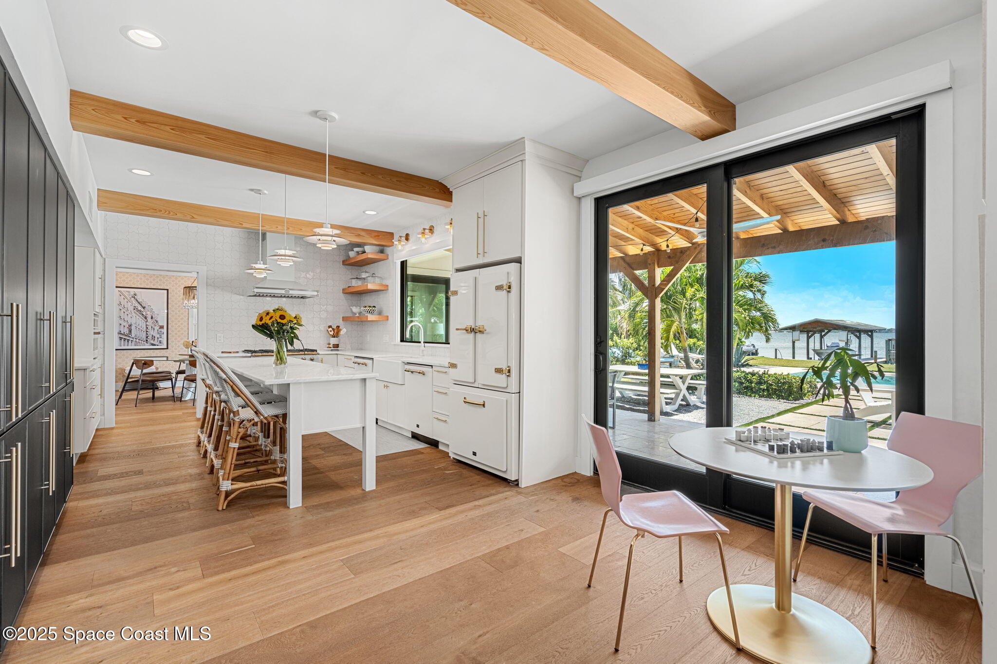 2600 N Riverside Drive