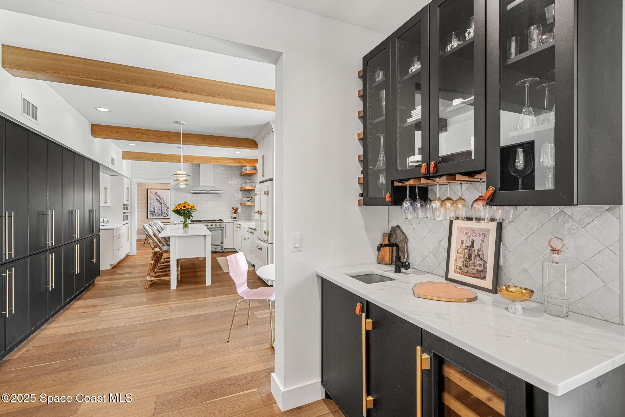 2600 N Riverside Drive