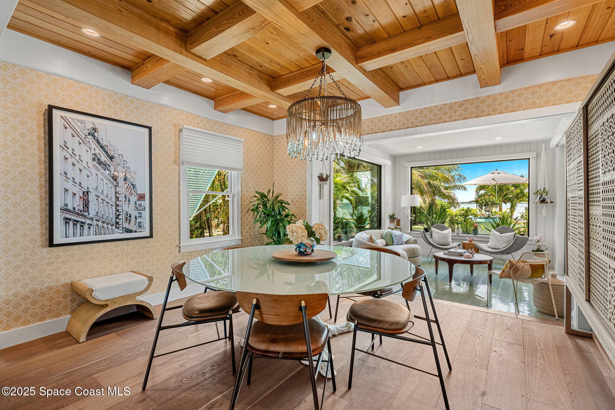 2600 N Riverside Drive