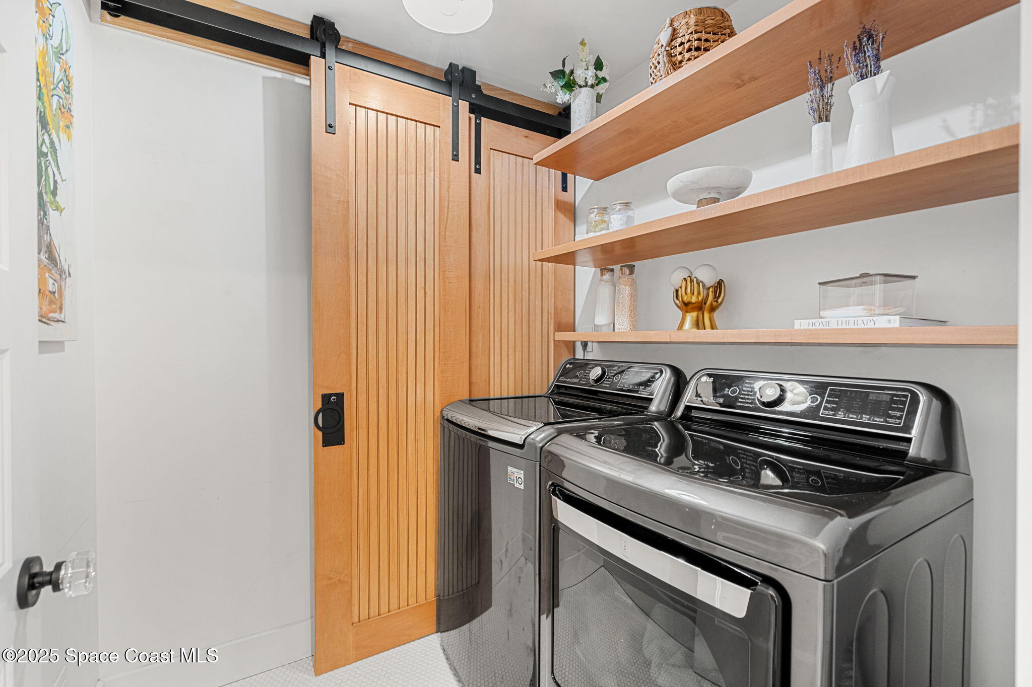 2600 N Riverside Drive