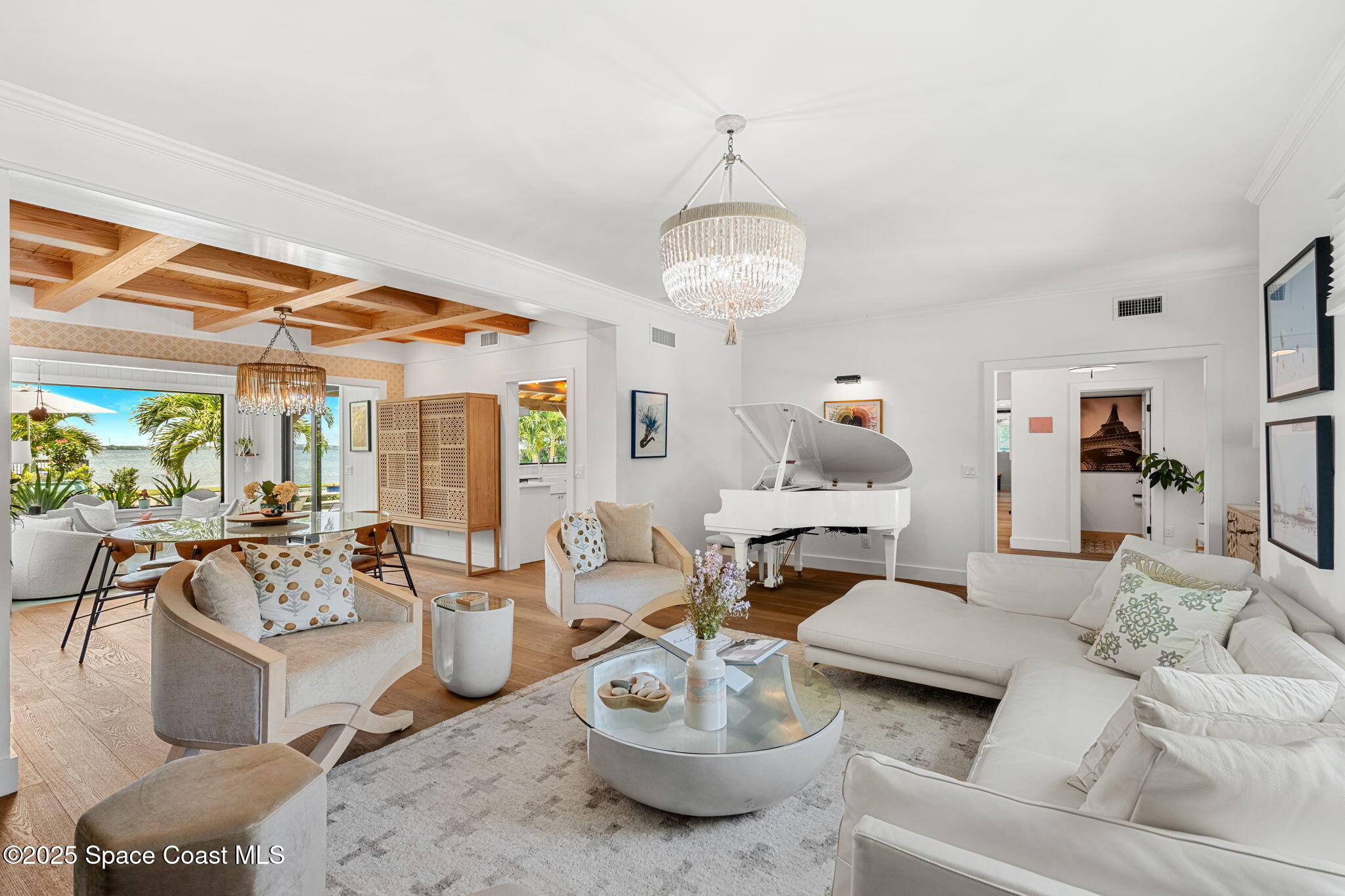 2600 N Riverside Drive