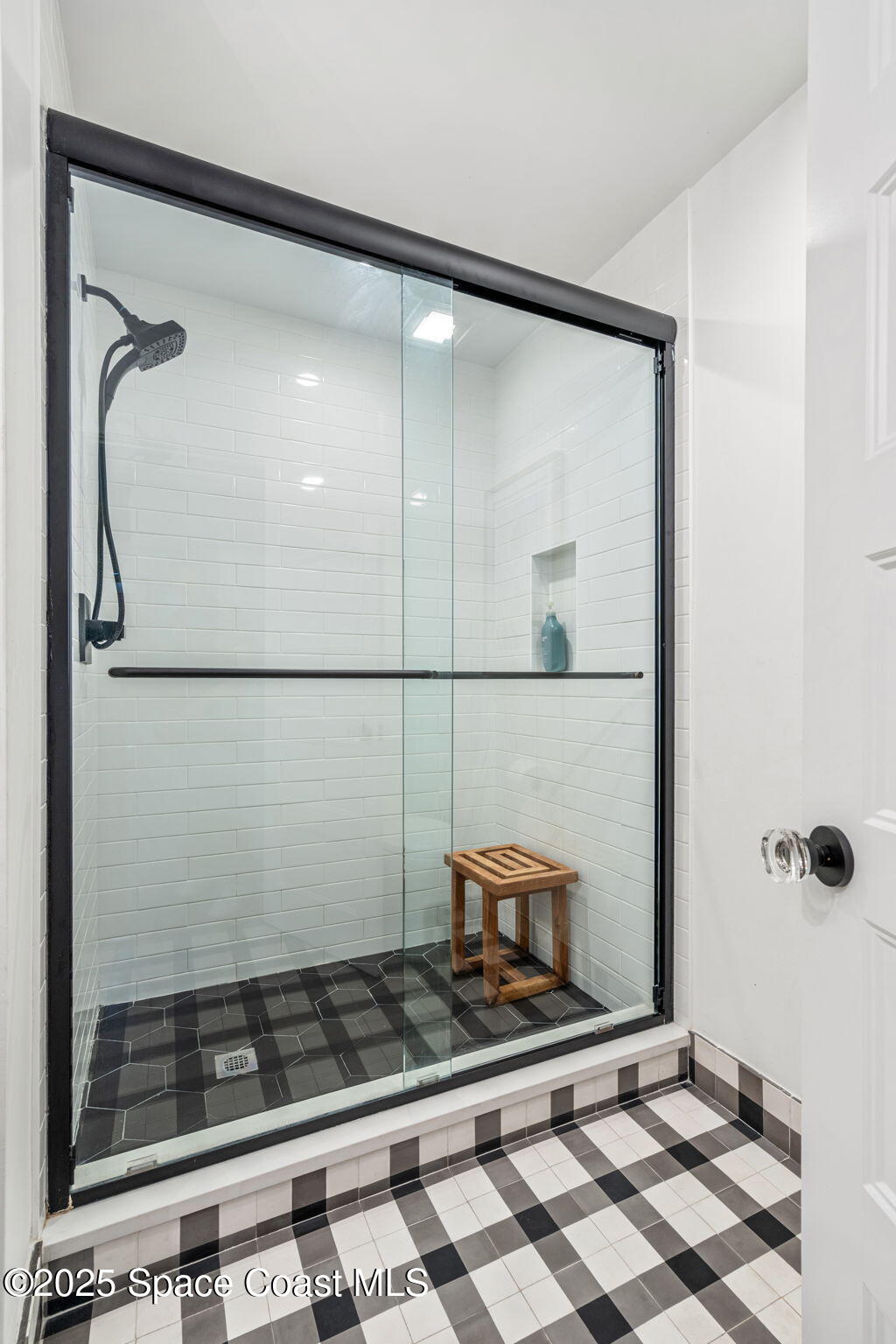 2600 N Riverside Drive