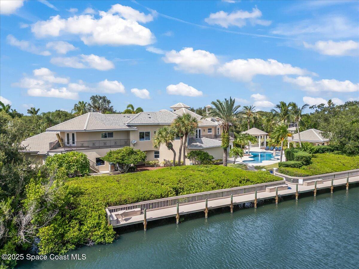 154 Lansing Island Drive