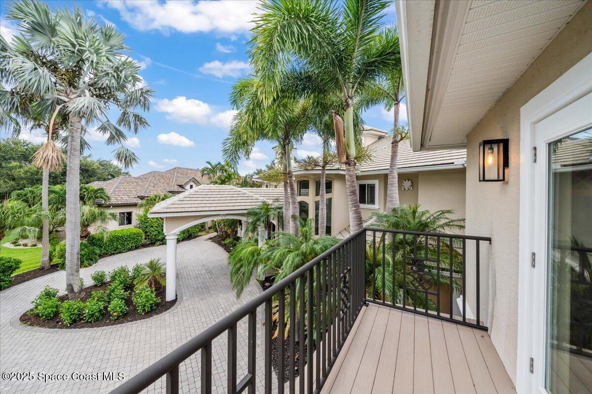 154 Lansing Island Drive