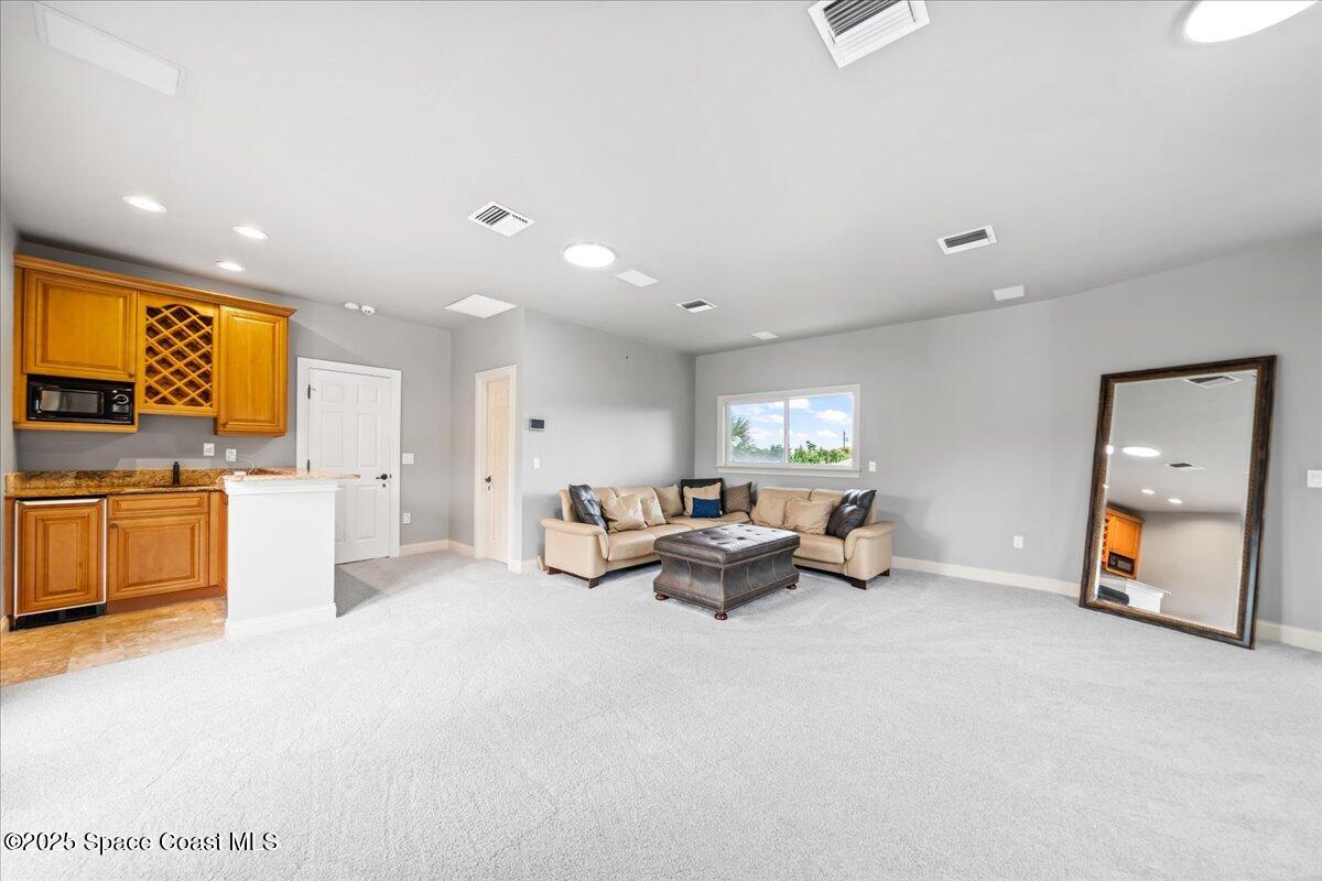 154 Lansing Island Drive