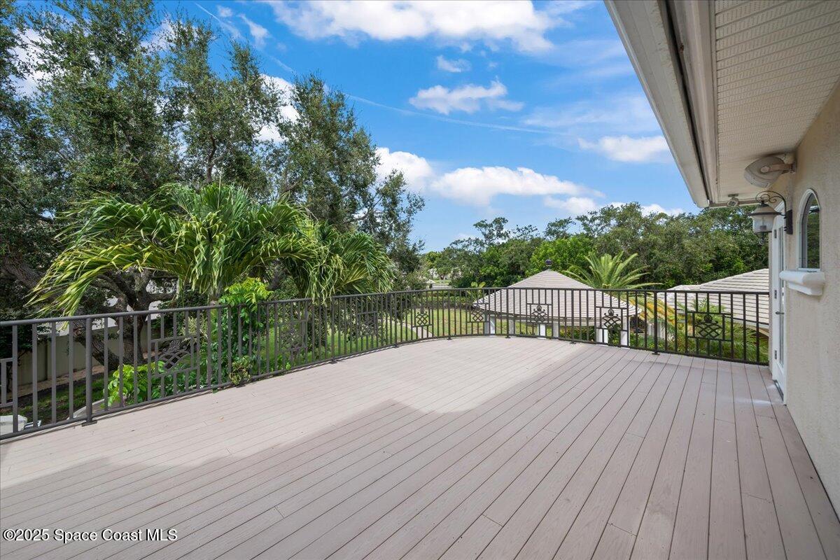 154 Lansing Island Drive