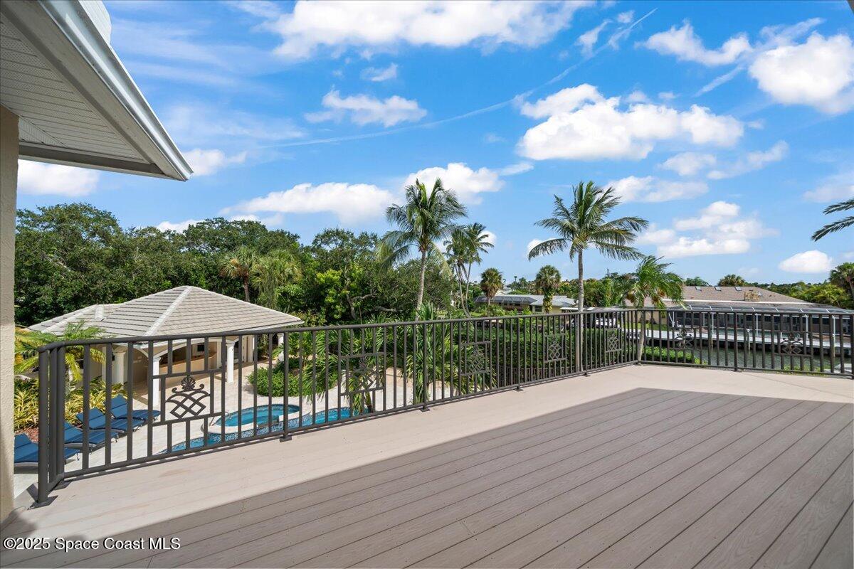 154 Lansing Island Drive