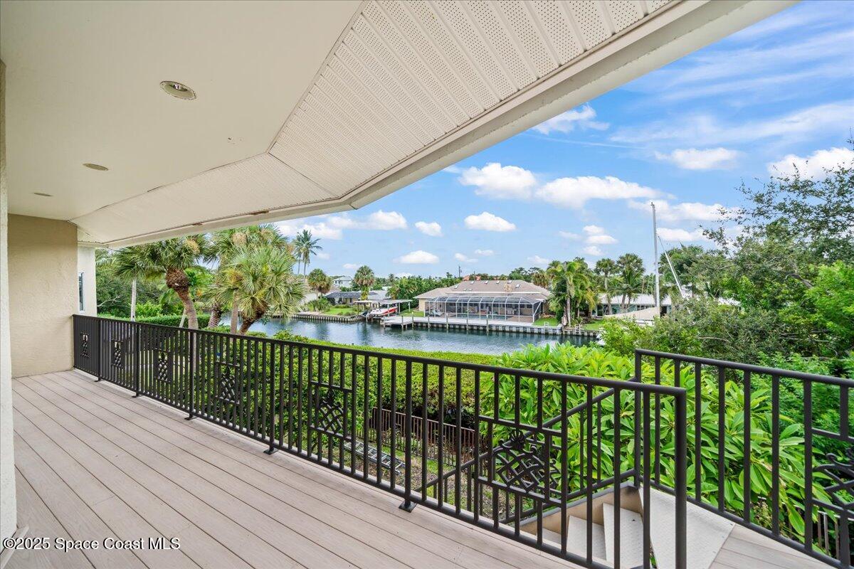 154 Lansing Island Drive