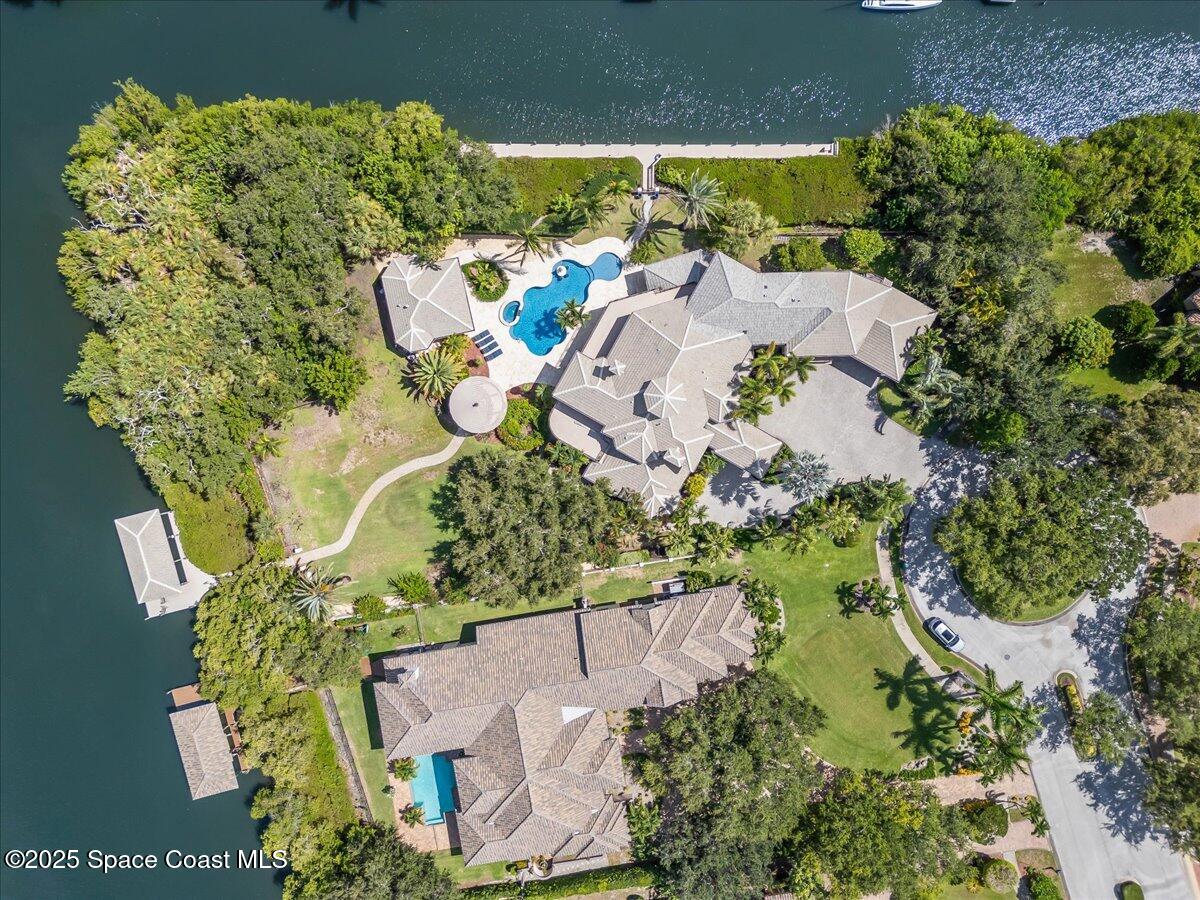 154 Lansing Island Drive