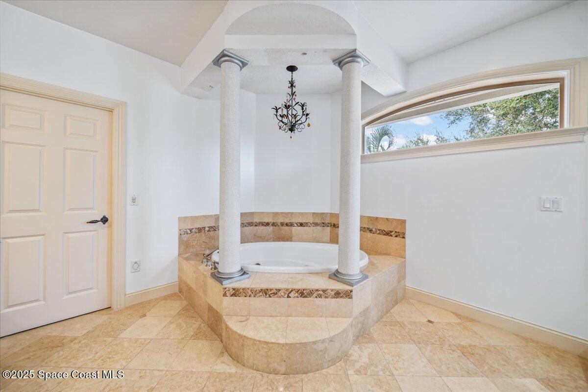 154 Lansing Island Drive