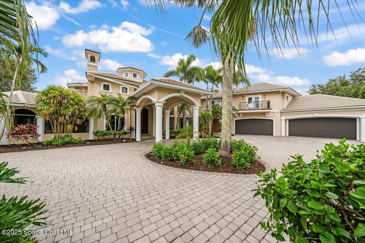 154 Lansing Island Drive