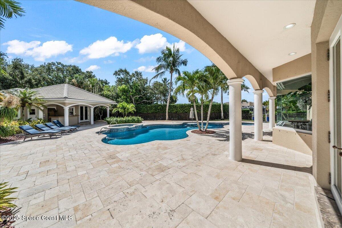 154 Lansing Island Drive