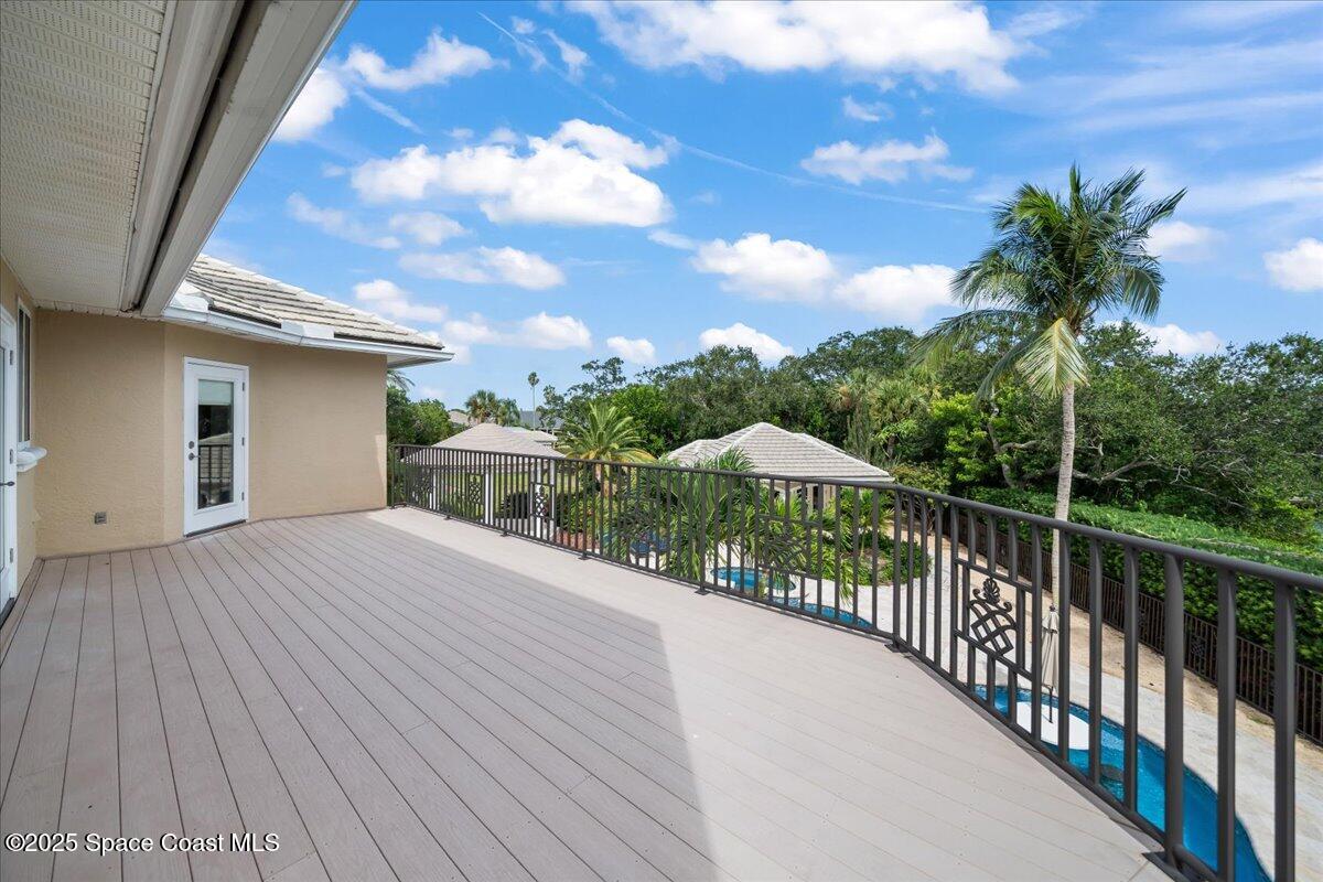 154 Lansing Island Drive