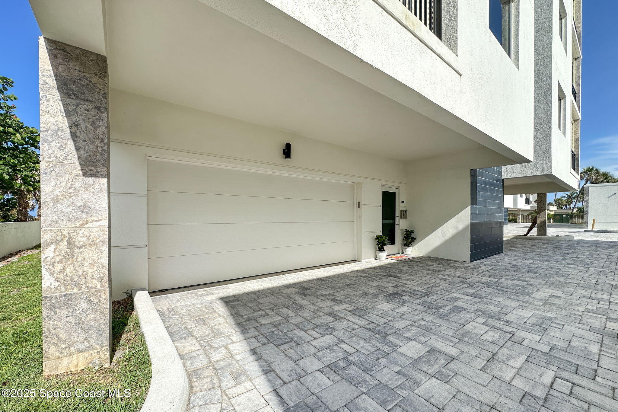 2765 N Highway A1a, 503
