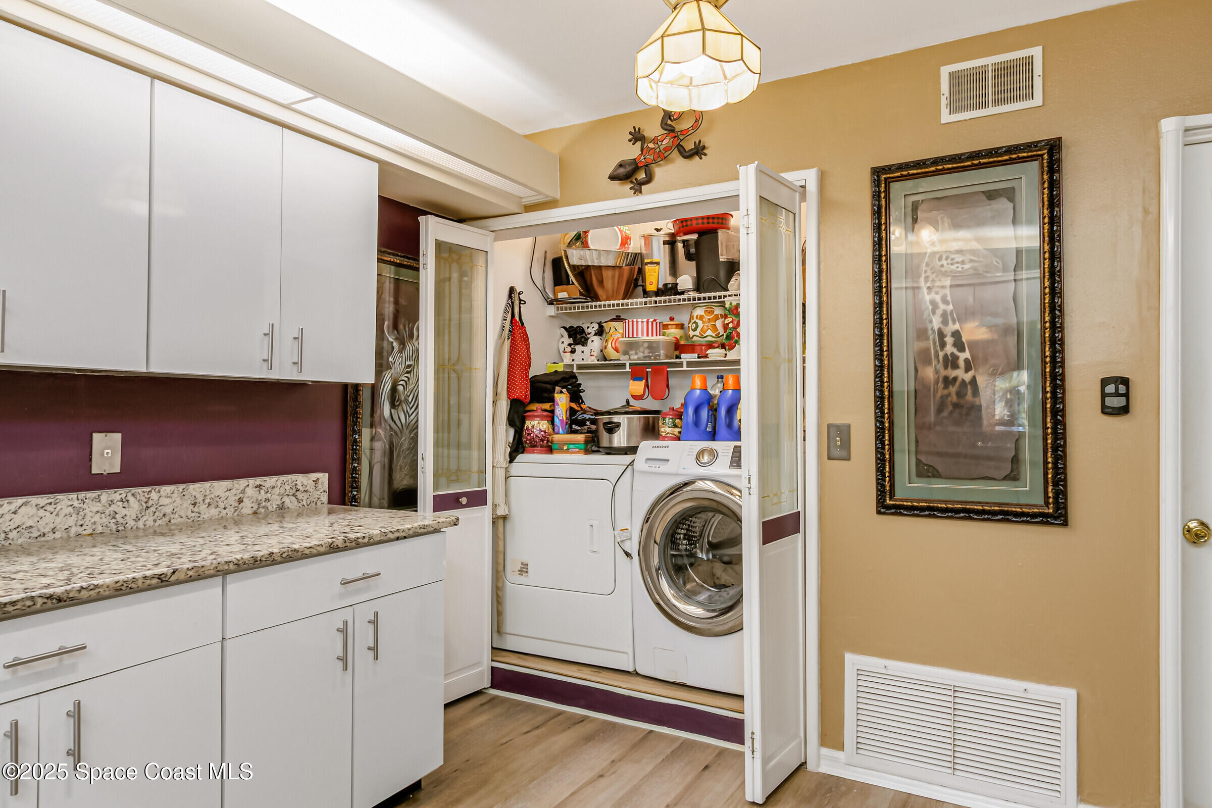 3005 Clearlake Drive 4