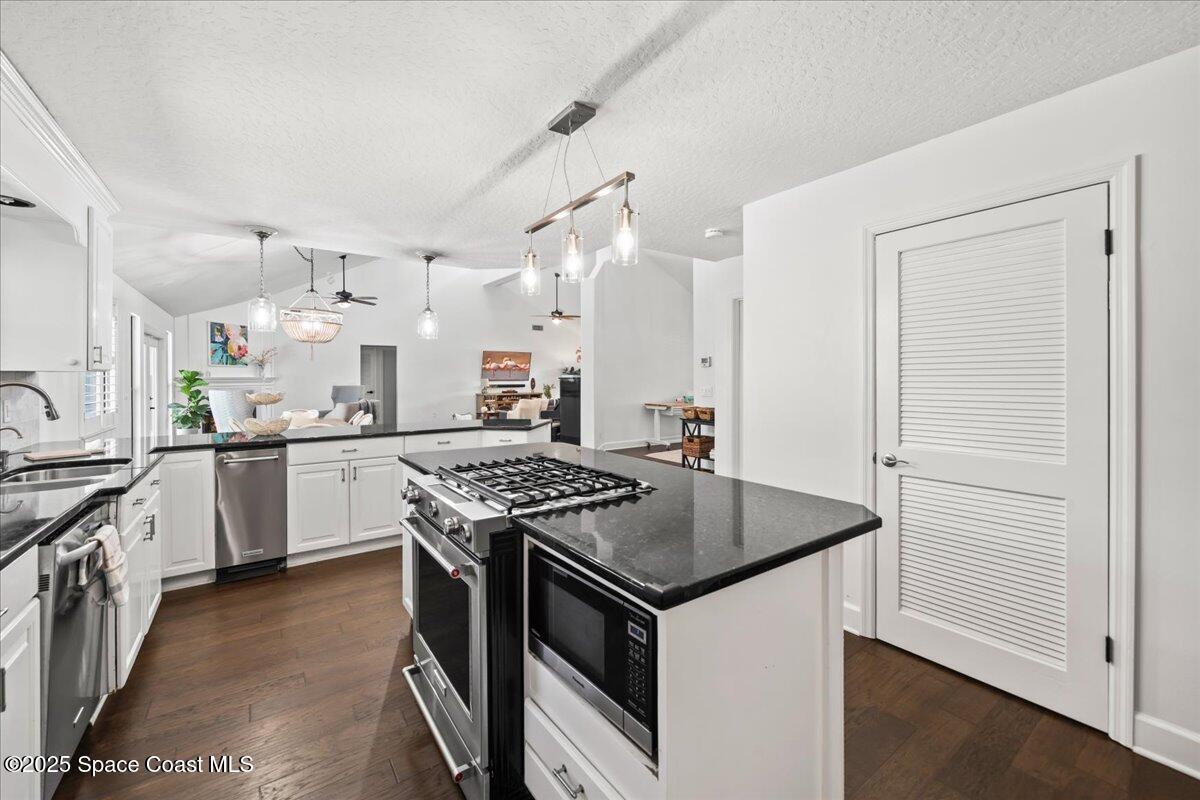 610 Woodbridge Drive