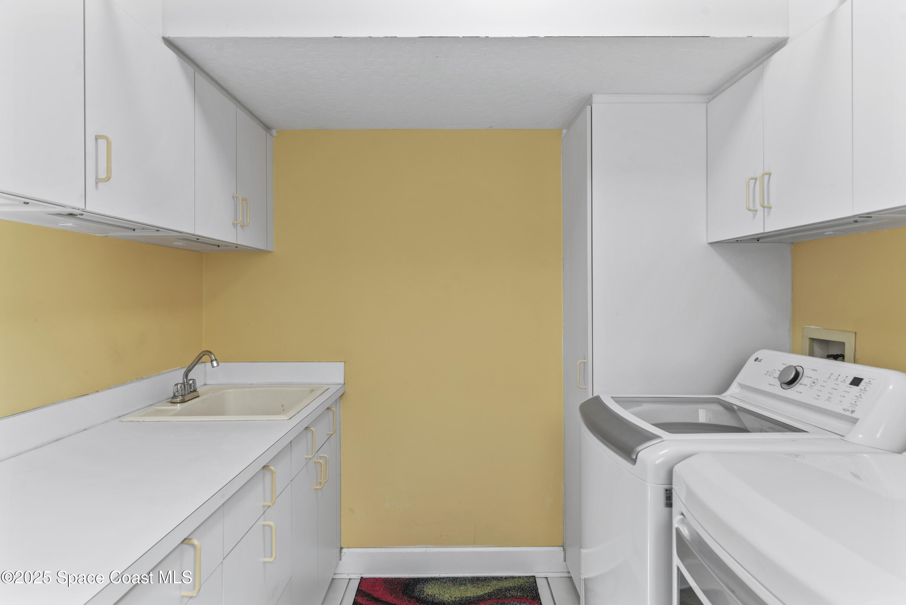 1808 Parkside Place 1808