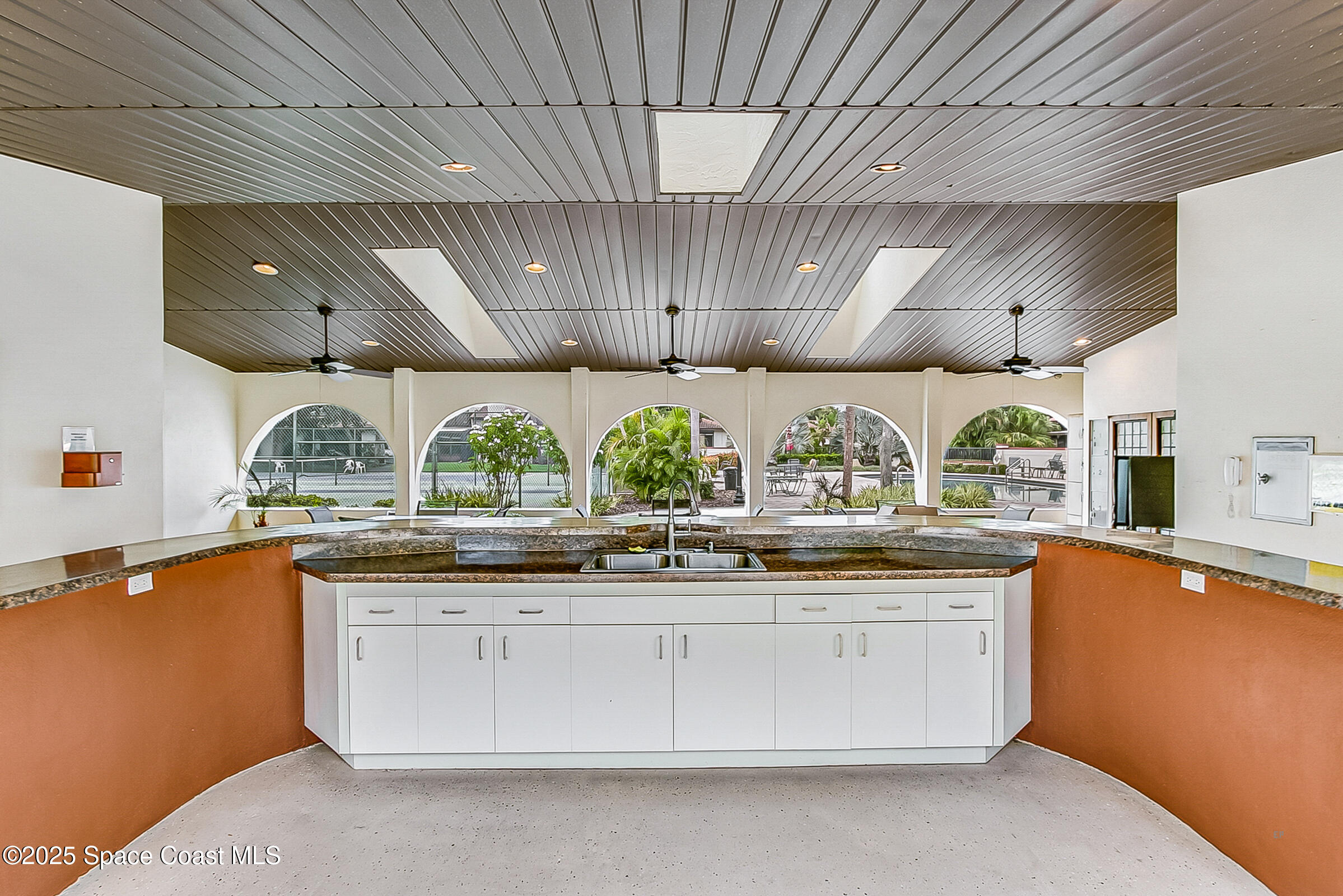 1808 Parkside Place 1808