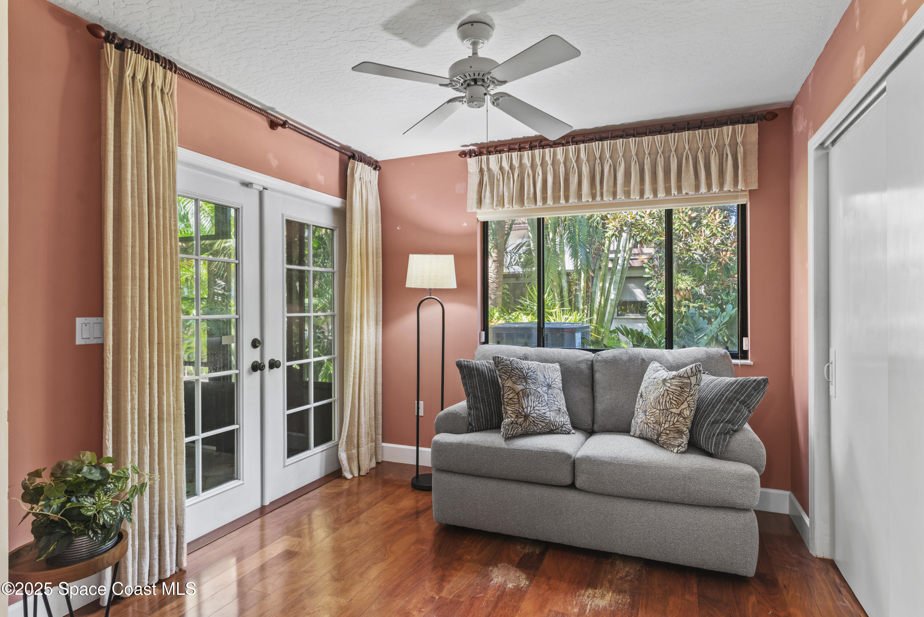 1808 Parkside Place 1808