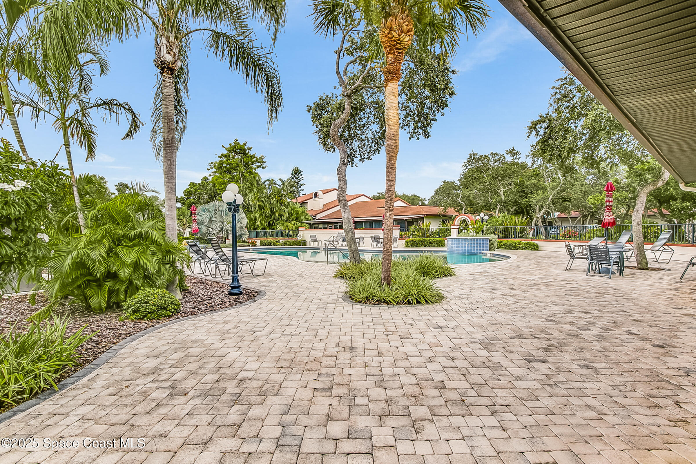 1808 Parkside Place 1808