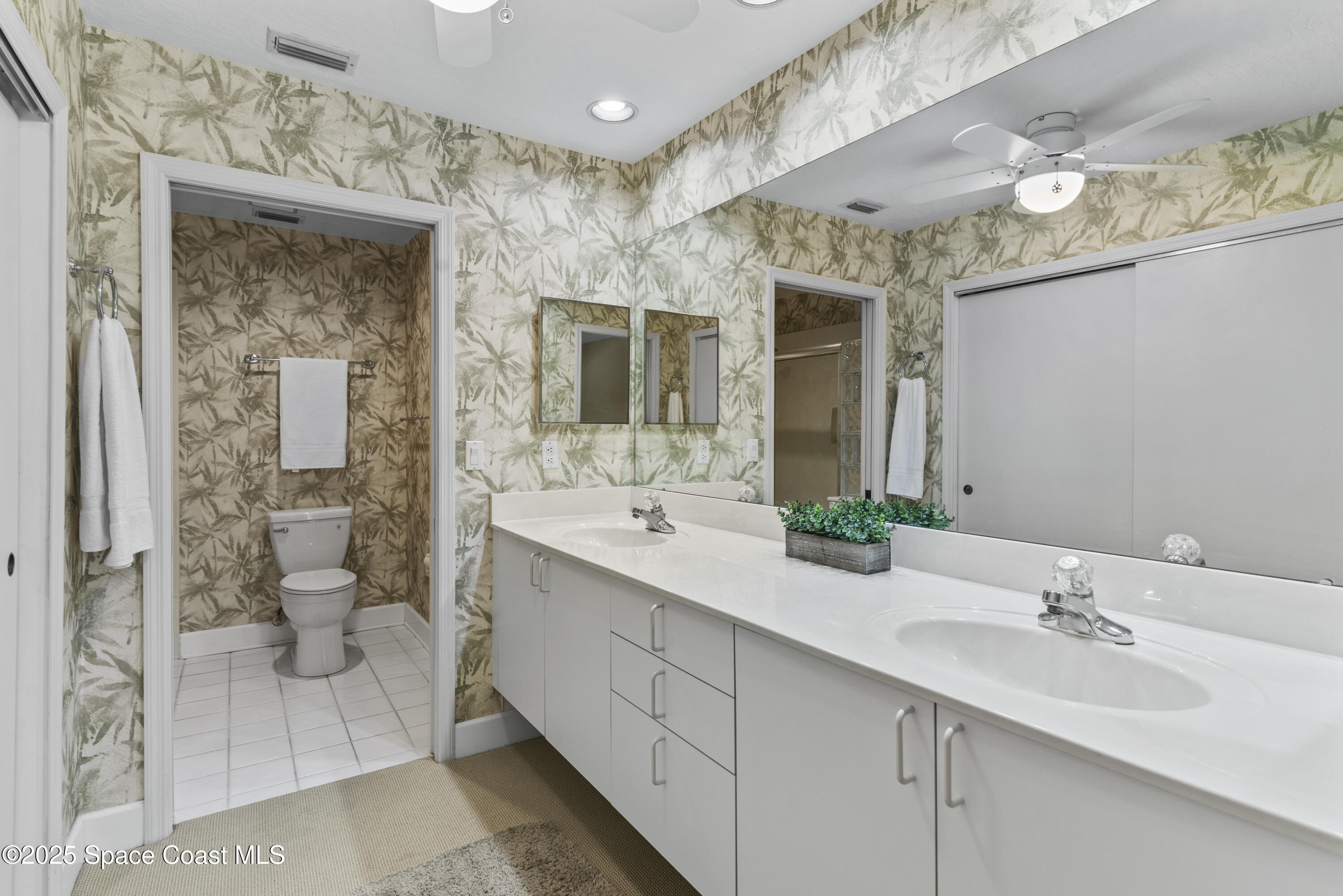 1808 Parkside Place 1808