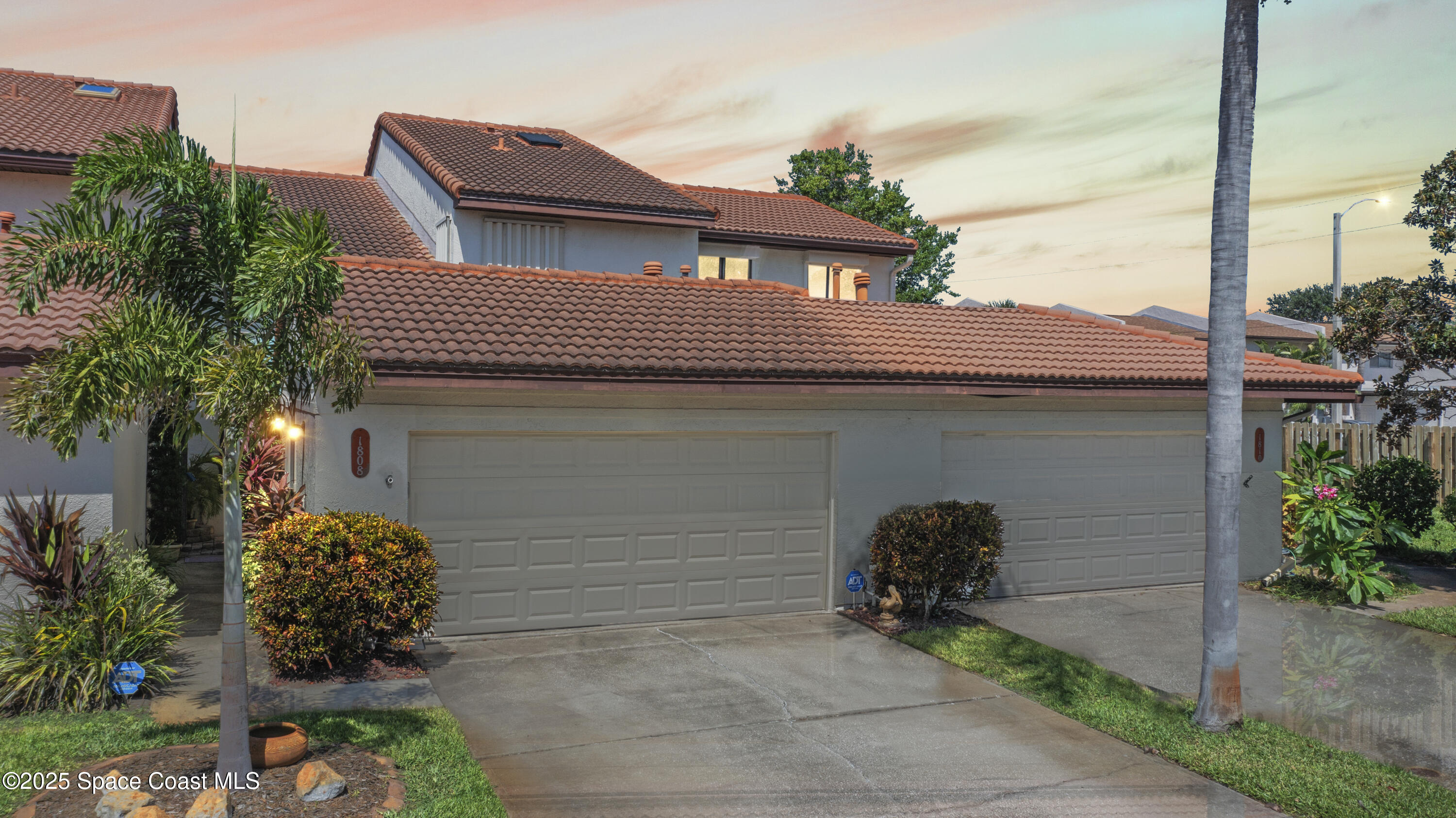 1808 Parkside Place 1808
