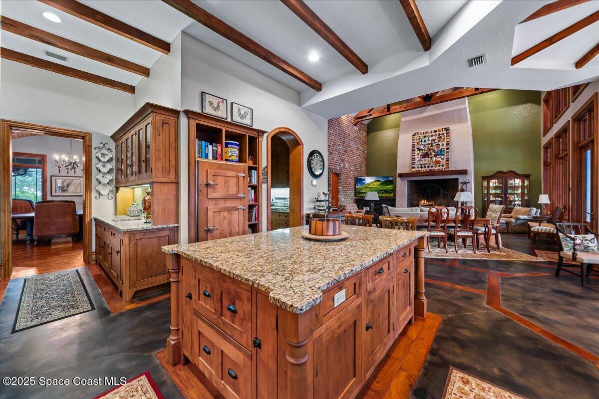 586 Wethersfield Place