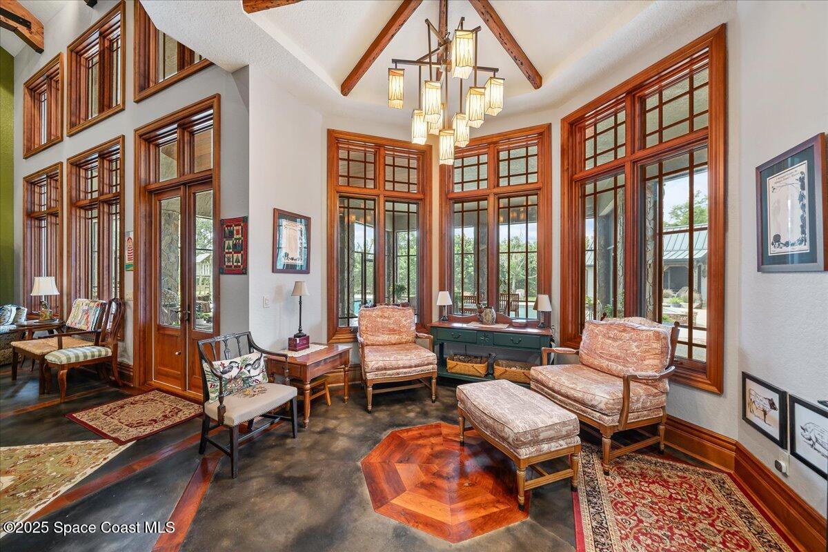 586 Wethersfield Place