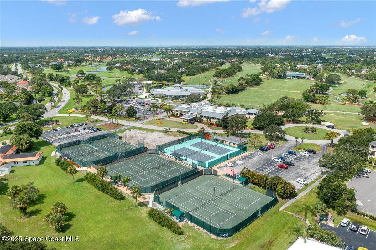 586 Wethersfield Place