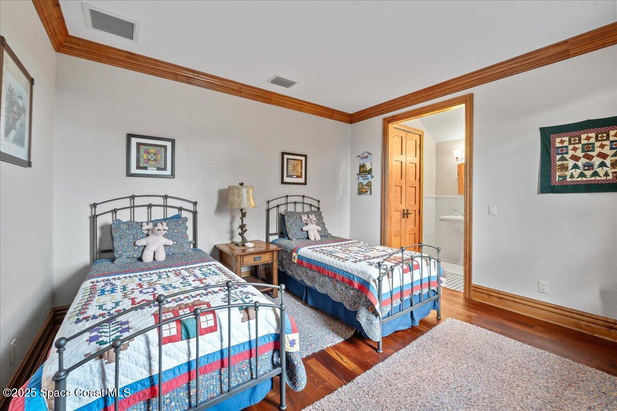 586 Wethersfield Place