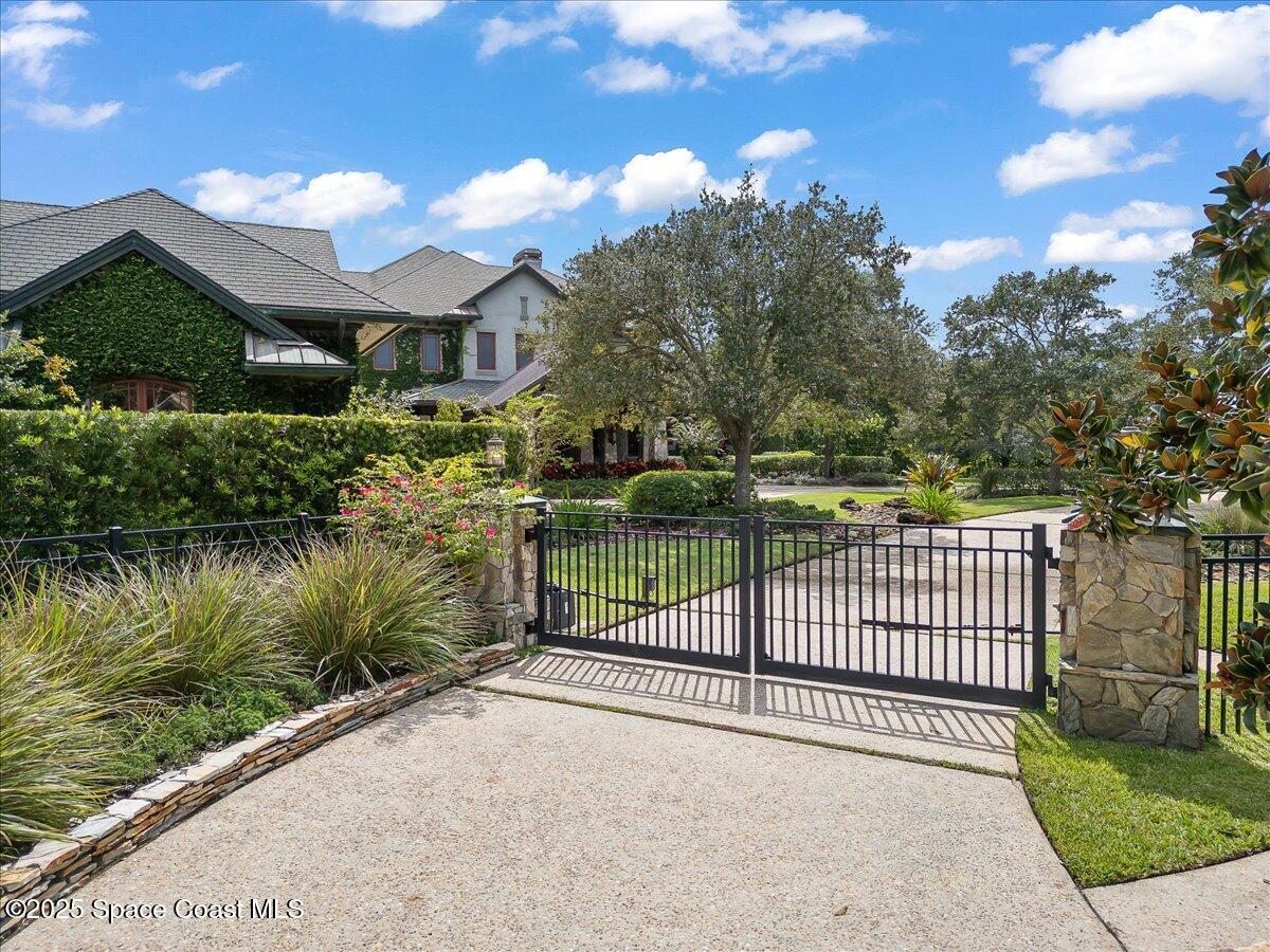 586 Wethersfield Place