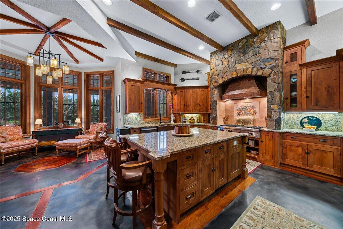 586 Wethersfield Place