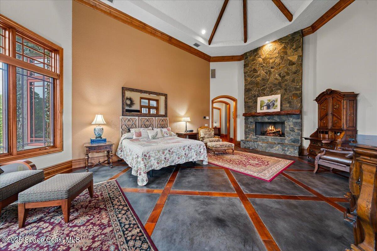 586 Wethersfield Place