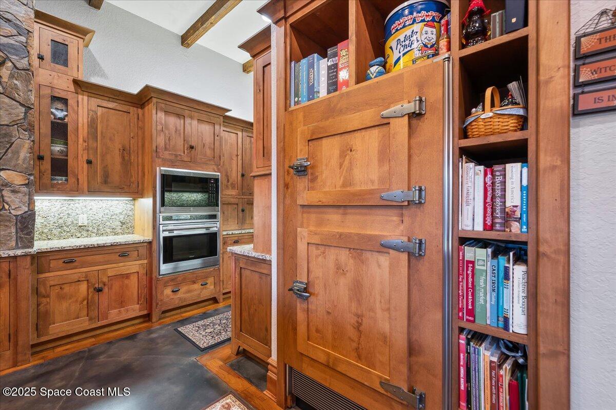 586 Wethersfield Place