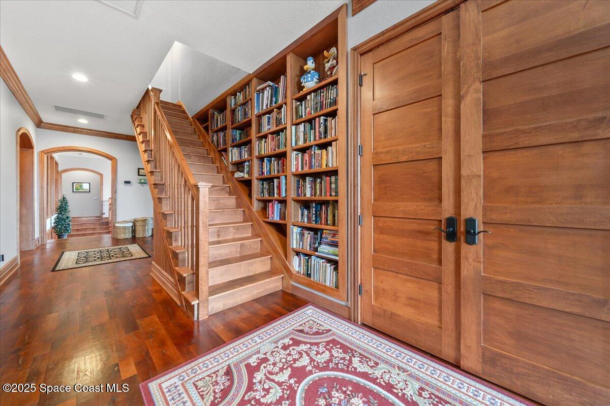 586 Wethersfield Place