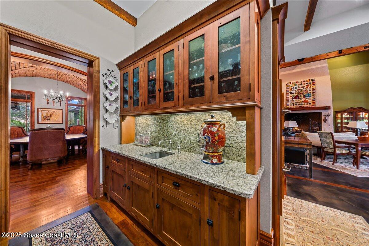 586 Wethersfield Place