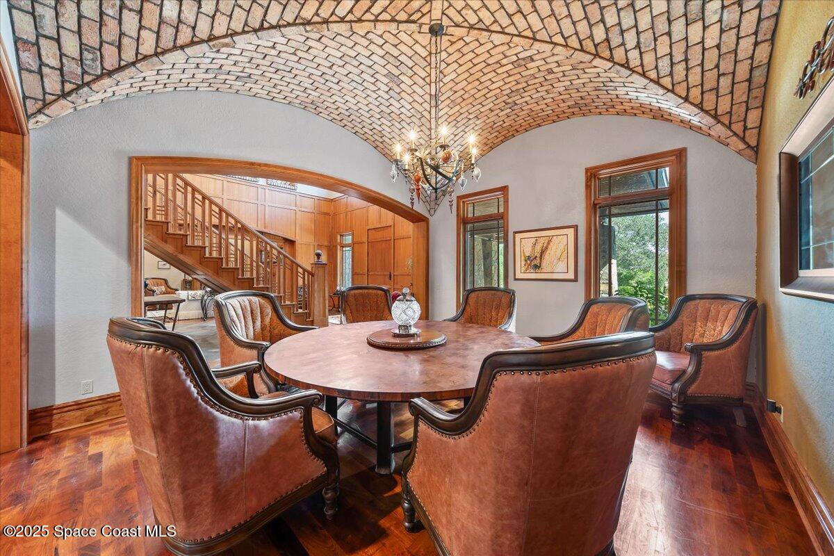 586 Wethersfield Place