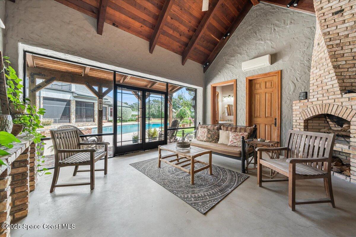 586 Wethersfield Place