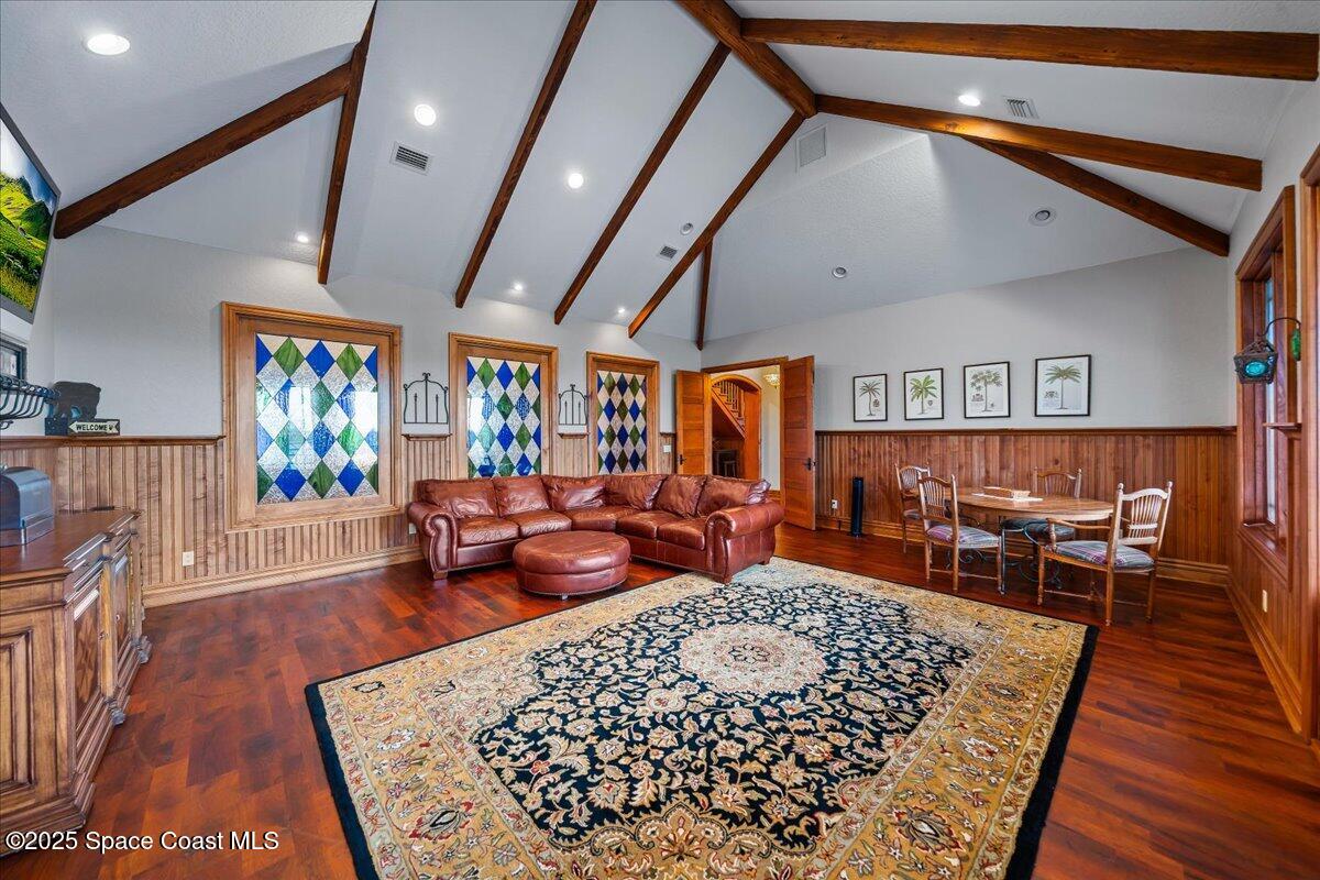 586 Wethersfield Place