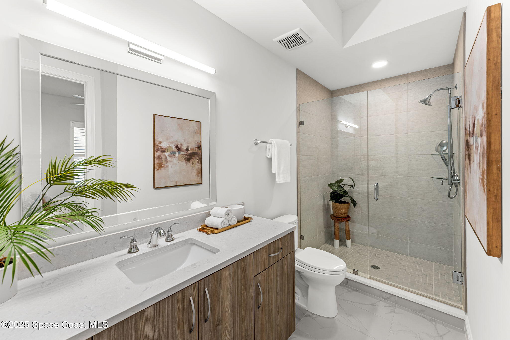 1795 N Highway A1a N, 402