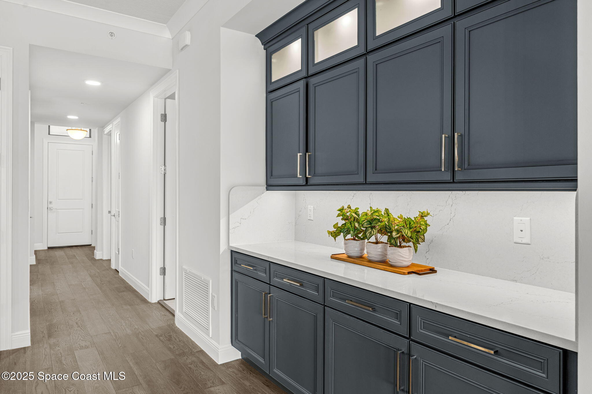 1795 N Highway A1a N, 402