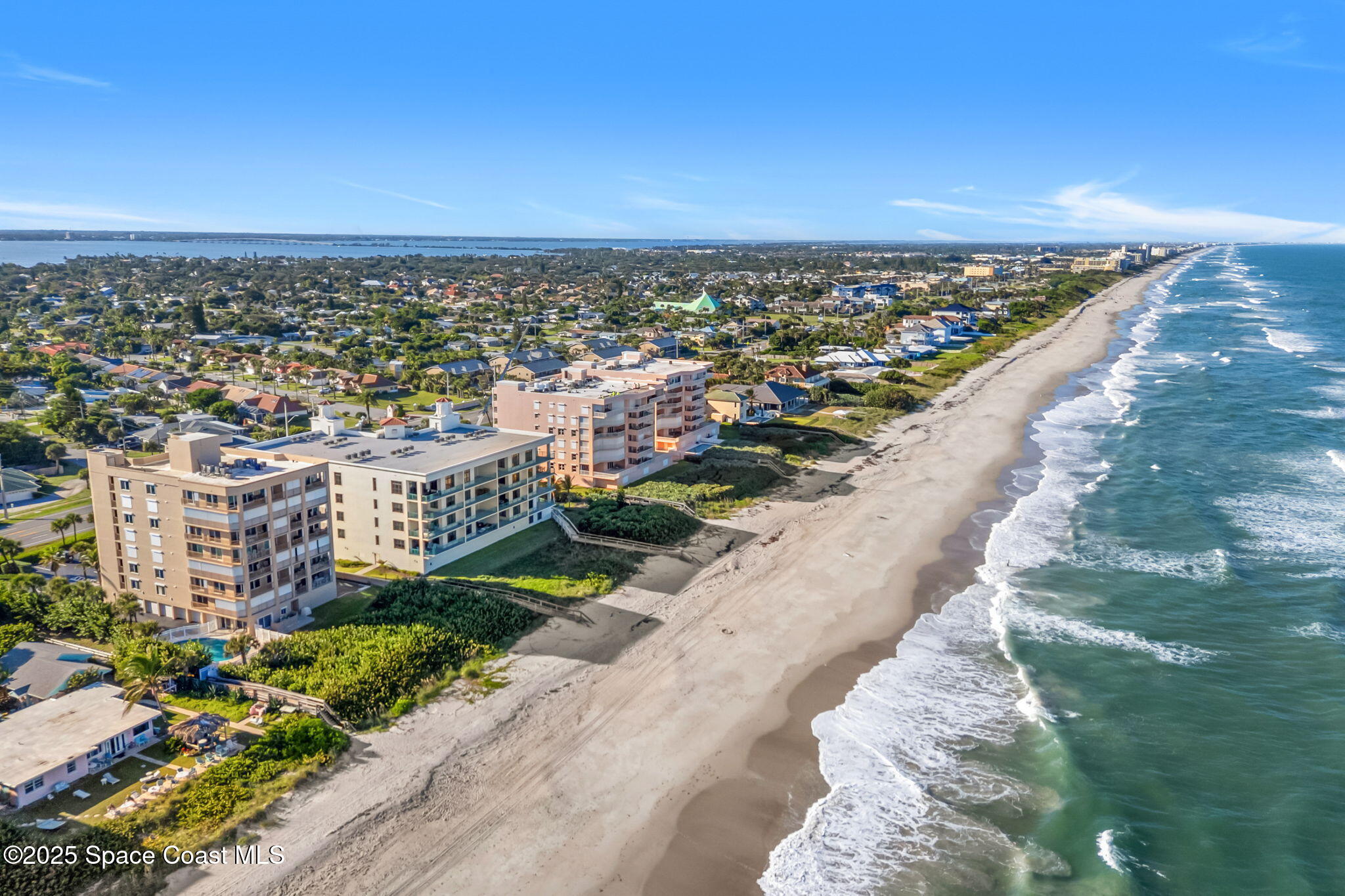 1795 N Highway A1a N, 402