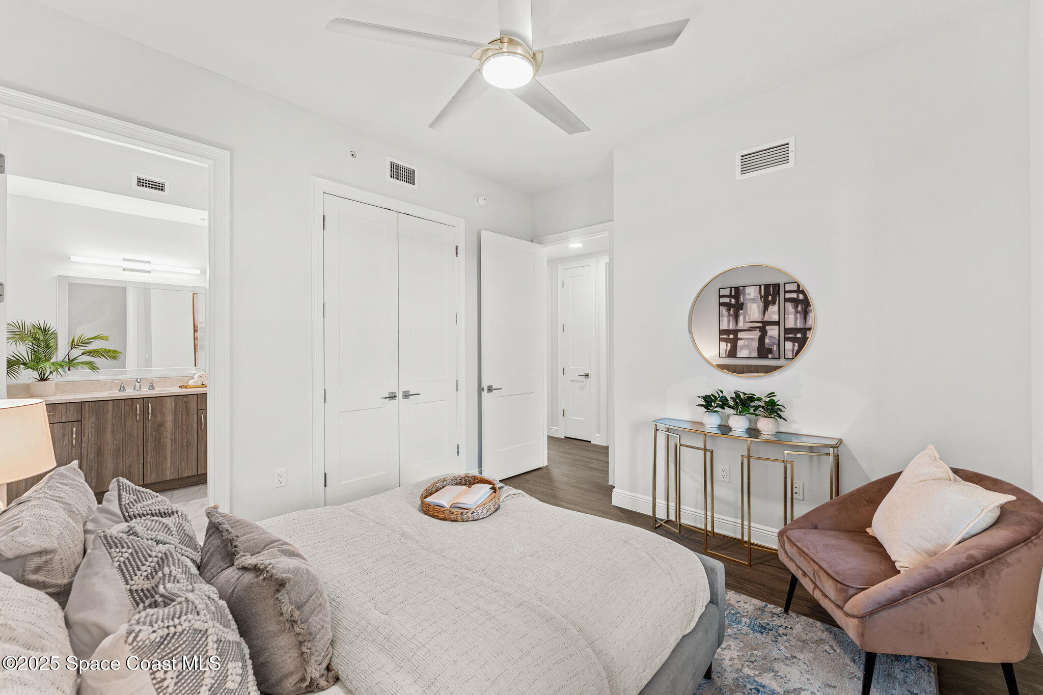 1795 N Highway A1a N, 402