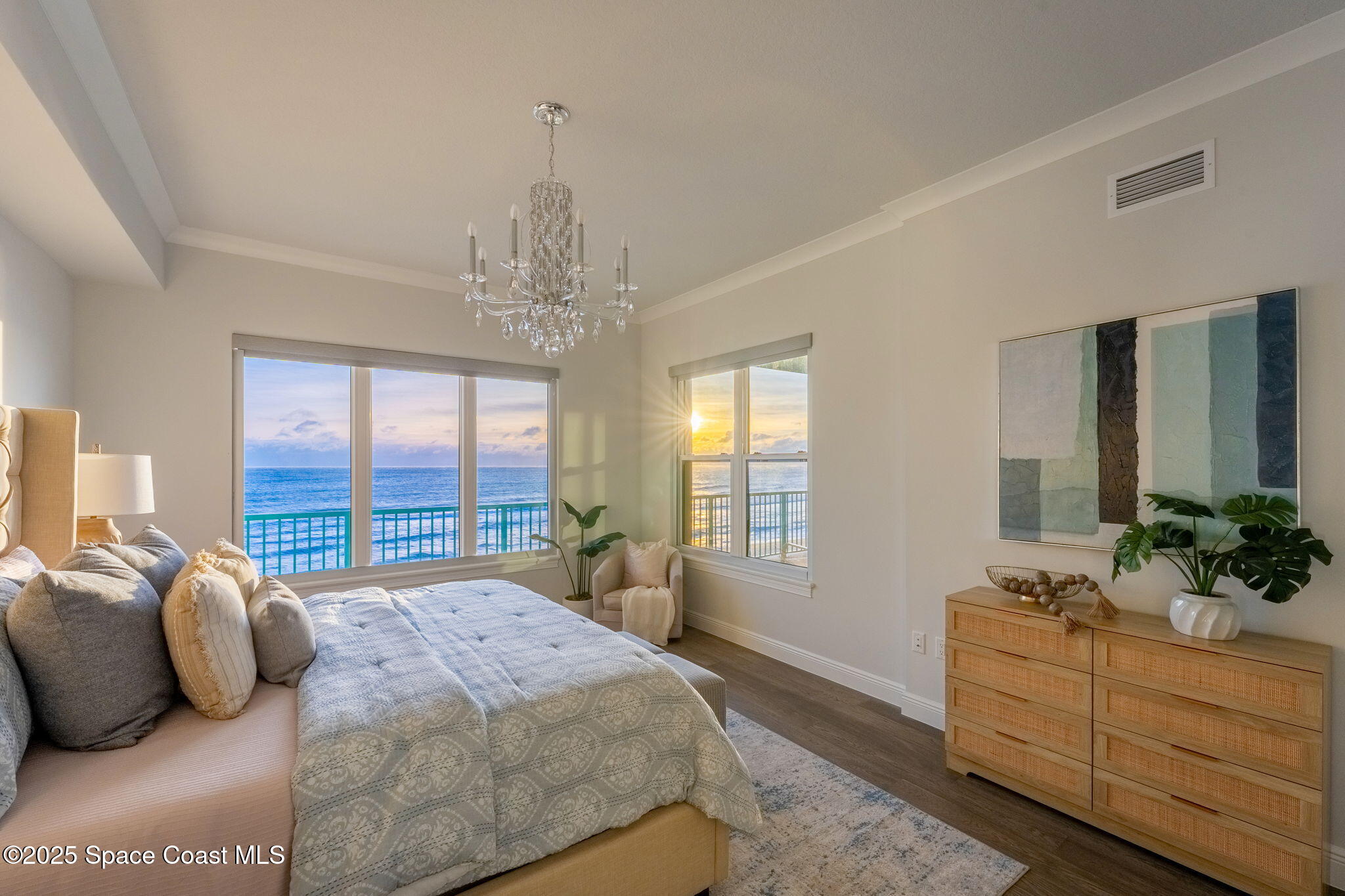 1795 N Highway A1a N, 402