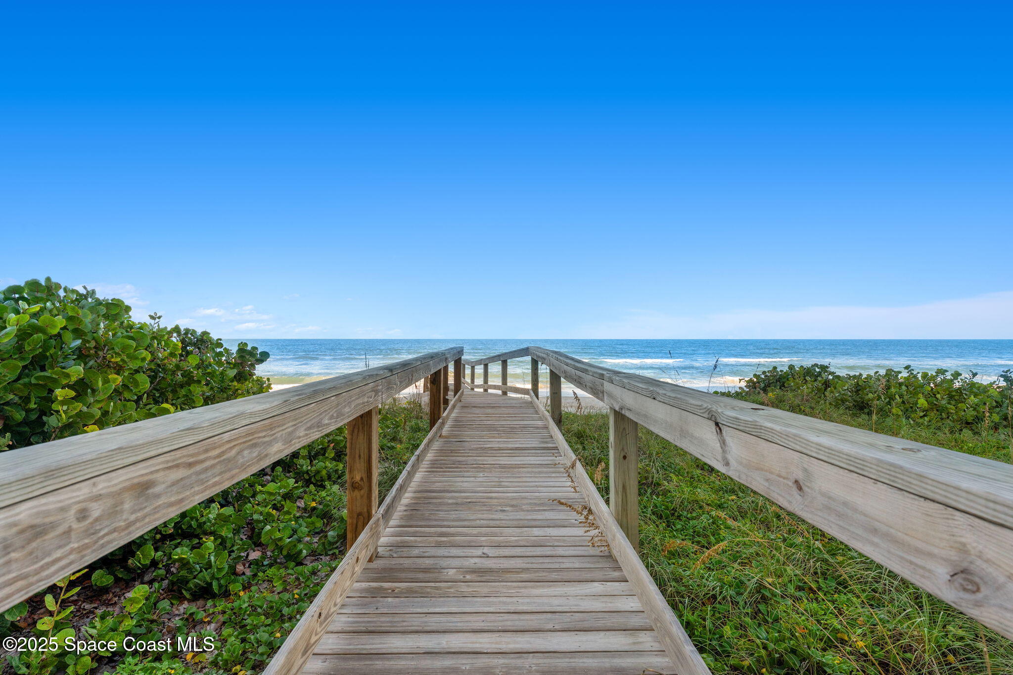 1795 N Highway A1a N, 402