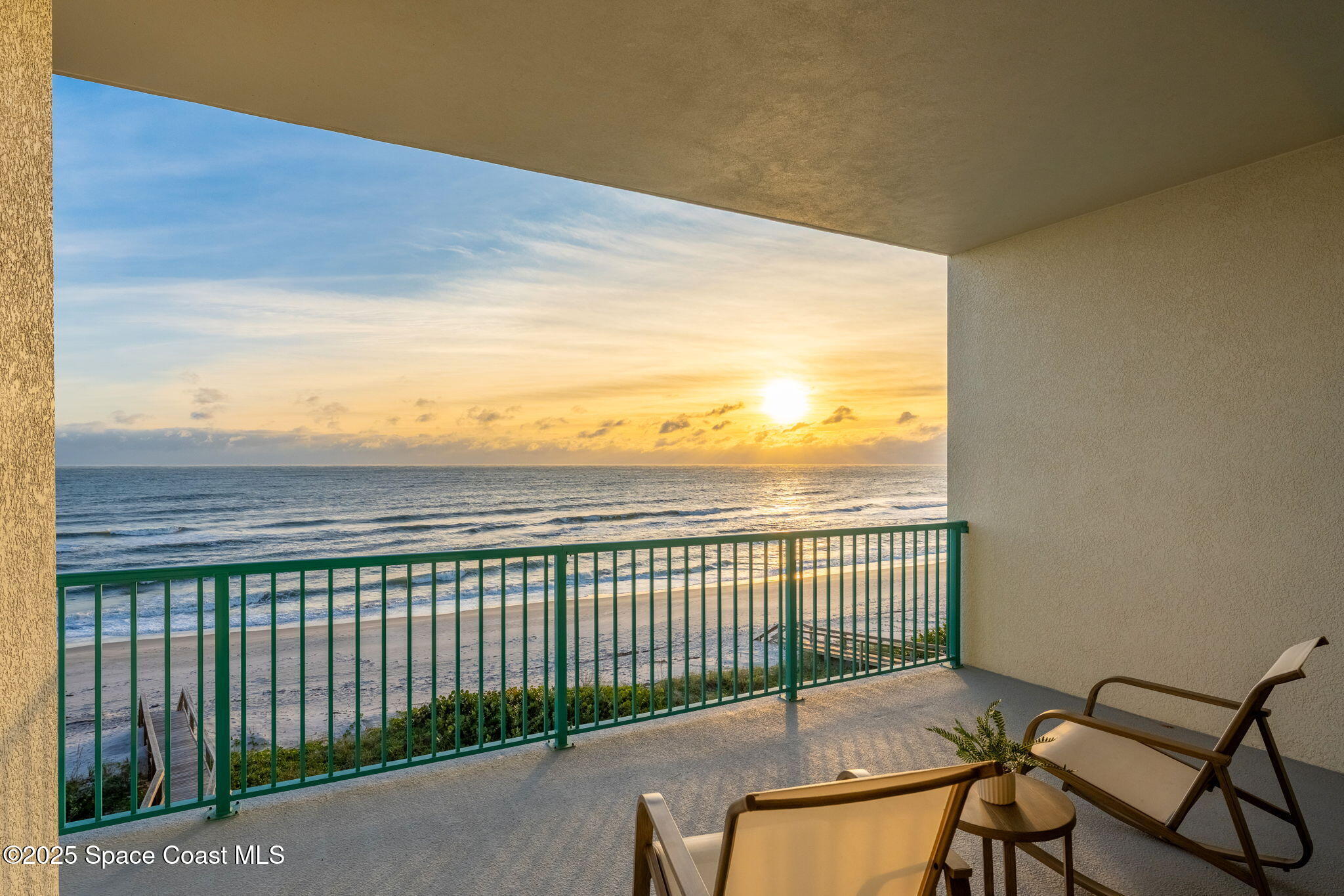 1795 N Highway A1a N, 402