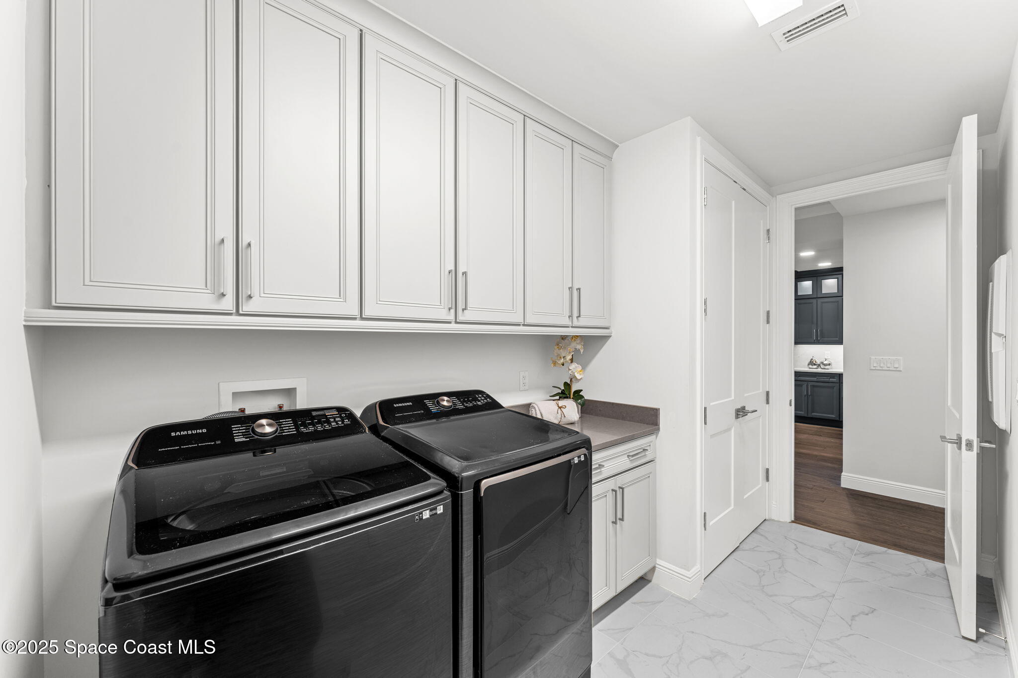 1795 N Highway A1a N, 402