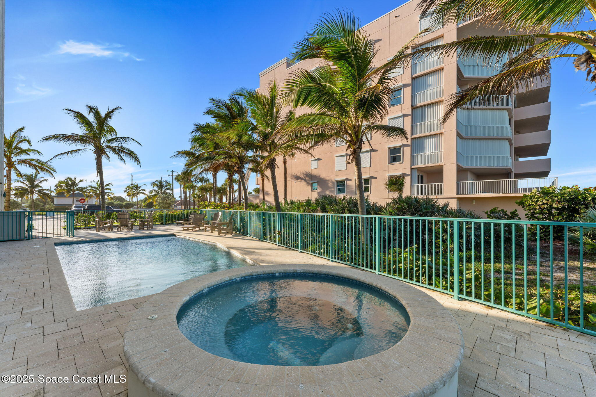 1795 N Highway A1a N, 402